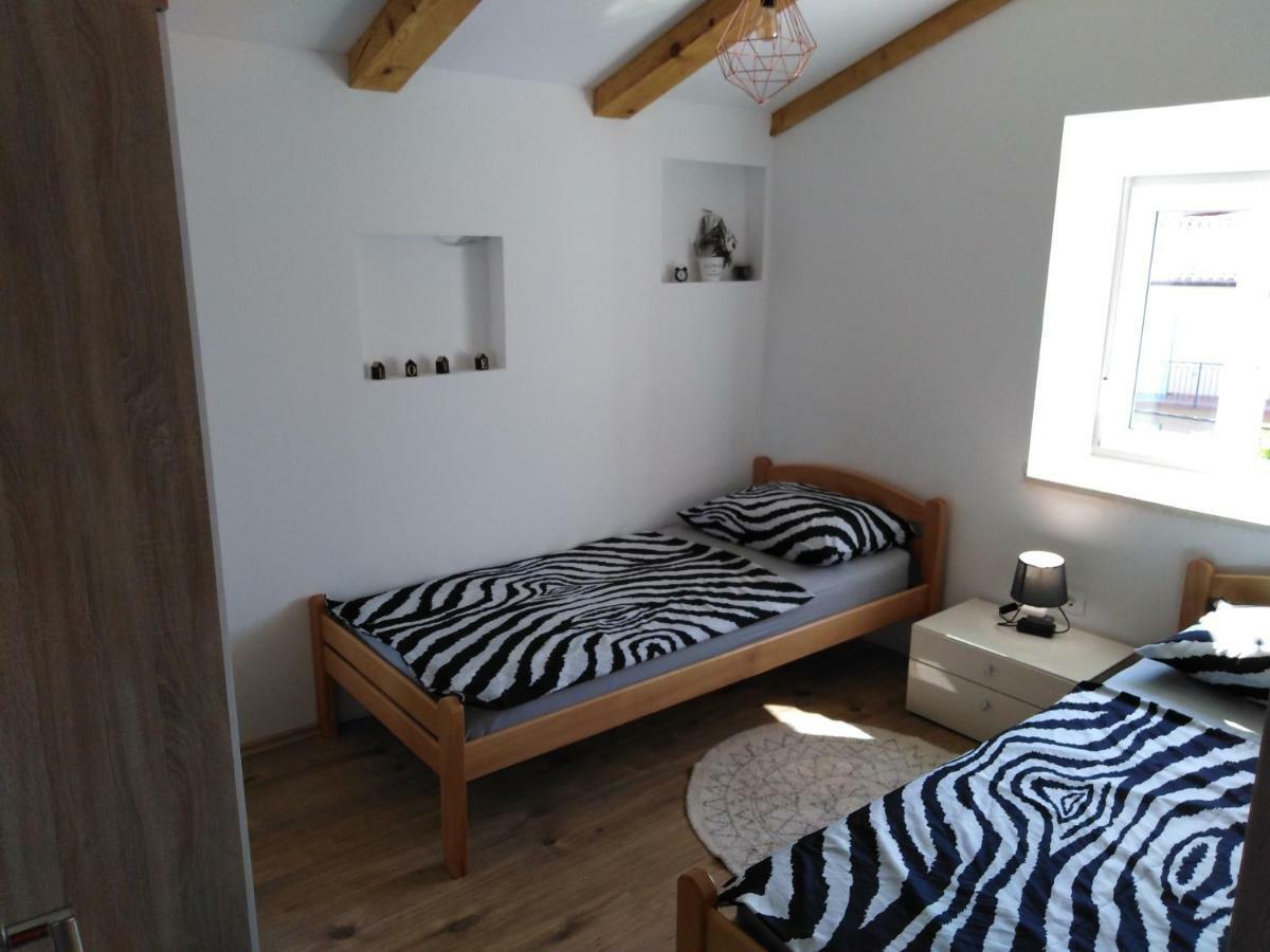 Ellmar Apartamento Medulin Exterior foto