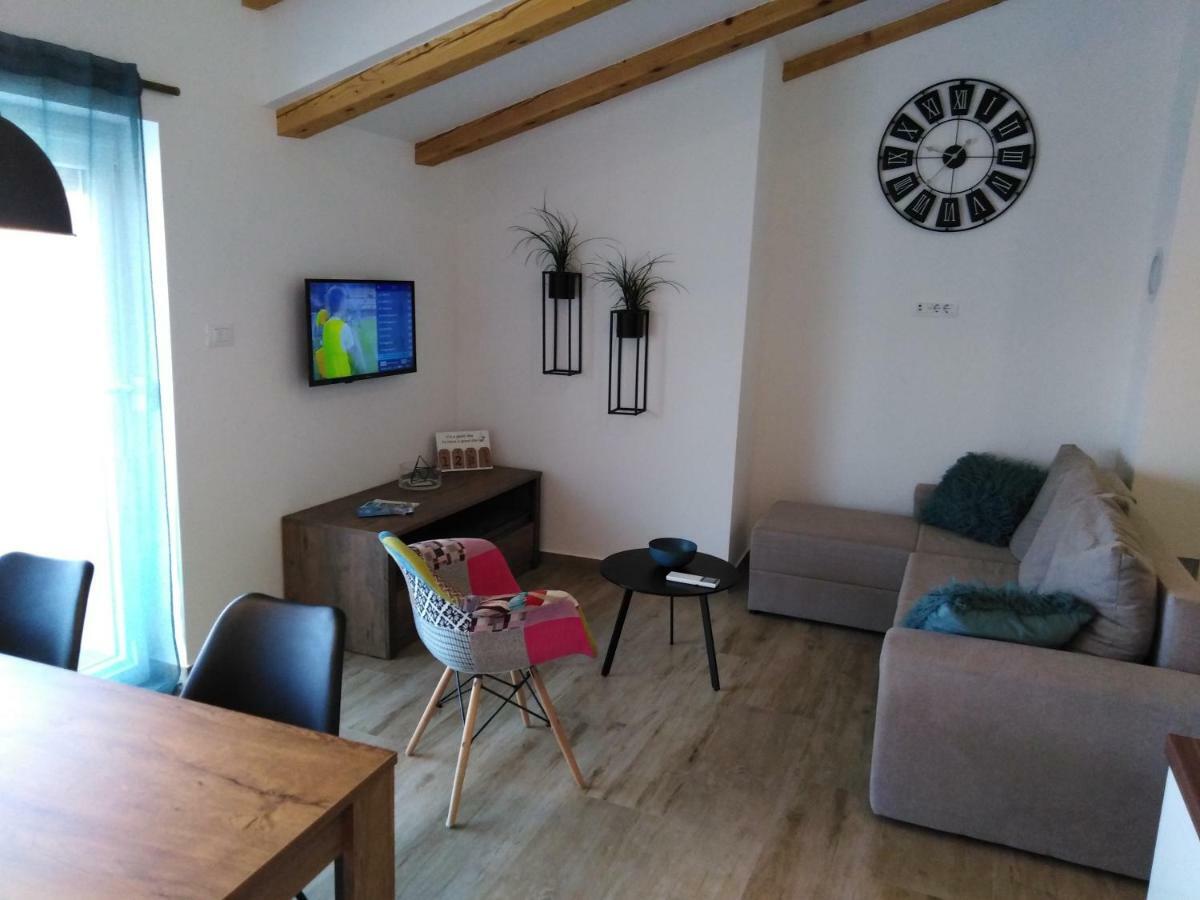 Ellmar Apartamento Medulin Exterior foto